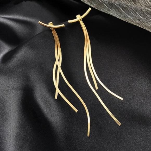 NEW 18K GOLD LONG TASSEL ARC EARRINGS, WONDERFUL EARRINGS, WOW EARRINGS - Picture 2 of 6